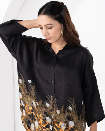 BLACK NOIRE BUTTONED SHIRT