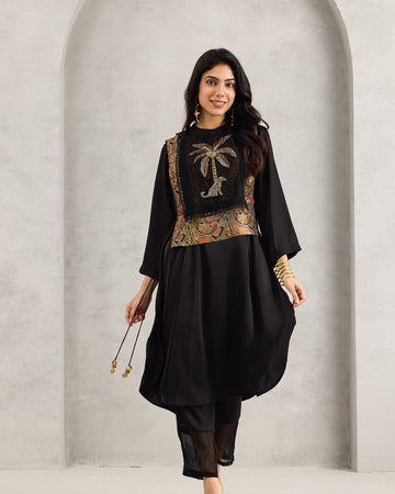 BLACK SALIMA BIB TUNIC