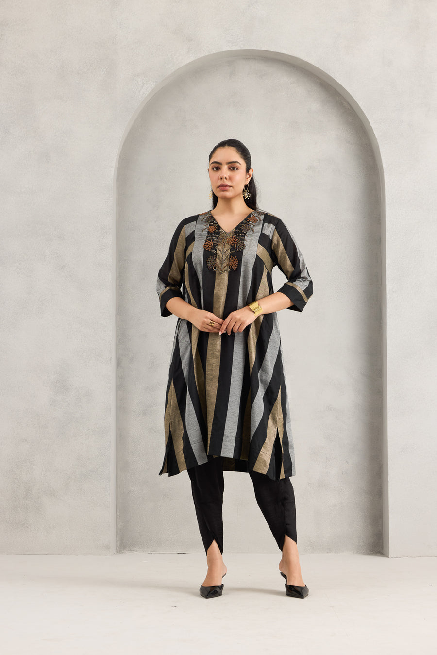 BLACK KABI URA TUNIC