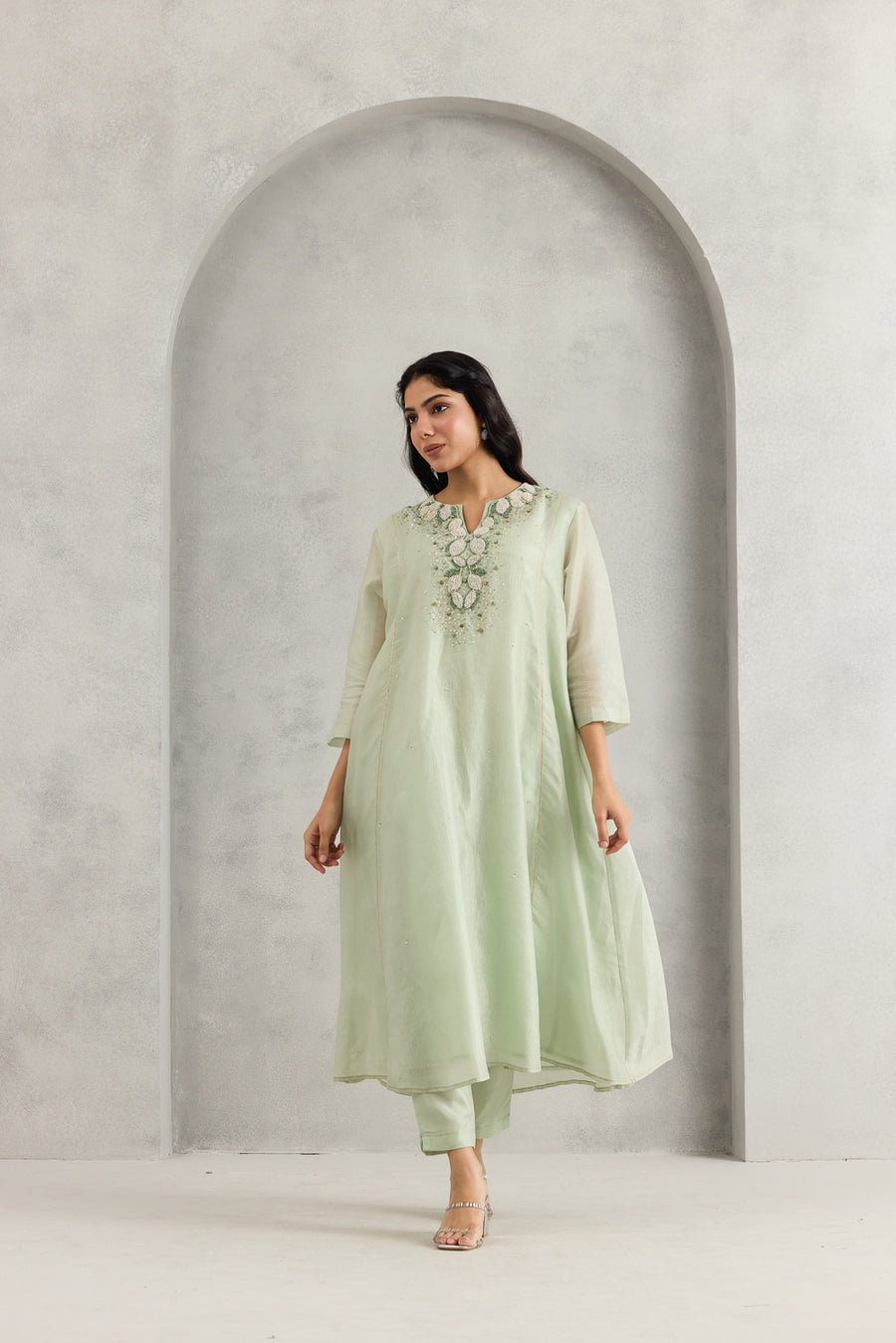 MINT VELVIQUE DRESS