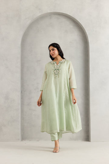 MINT VELVIQUE DRESS