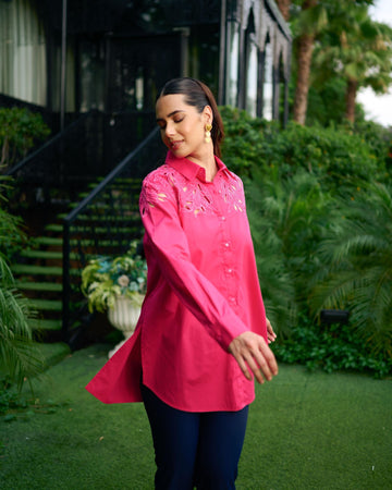 PINK TECH COLLARED BUTTON DOWN SHIRT