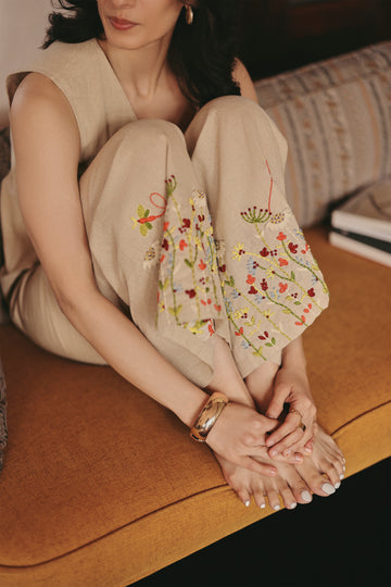 BEIGE CONKER PANTS