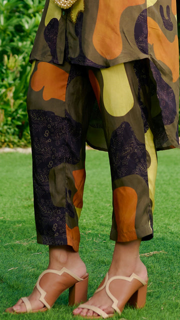 OLIVE CRYPTO TROUSER