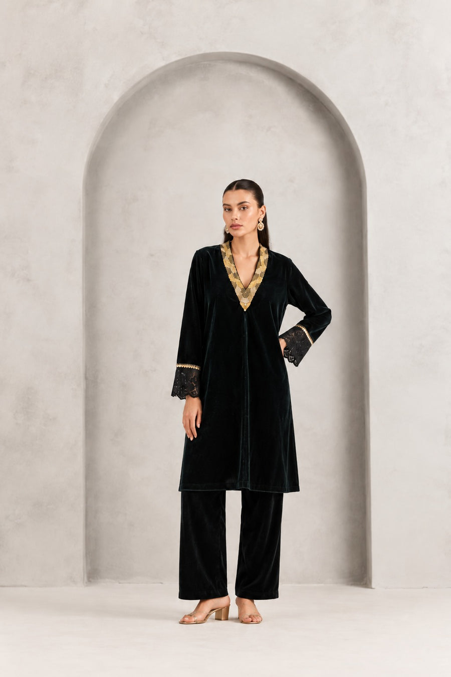 BLACK VELVET ZEST TUNIC