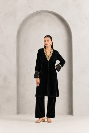 BLACK VELVET ZEST TUNIC
