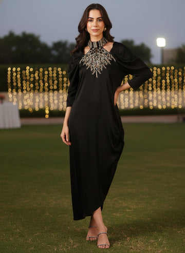 BLACK LOUDLESS DRESS