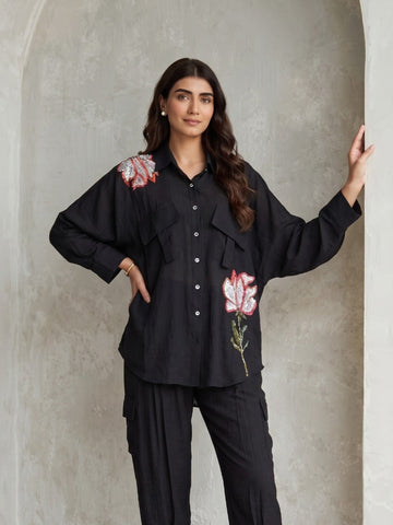 BLACK ESTIE SHIRT