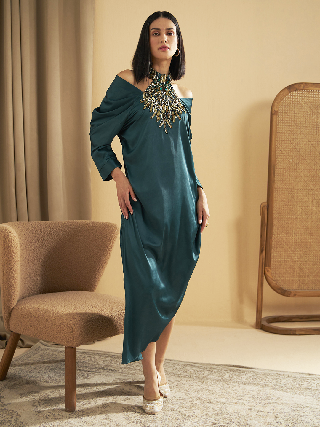 Buy Emerald Loudless Dress Online Chique - Main Image