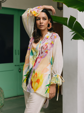 YELLOW CHEER DIVA SHIRT